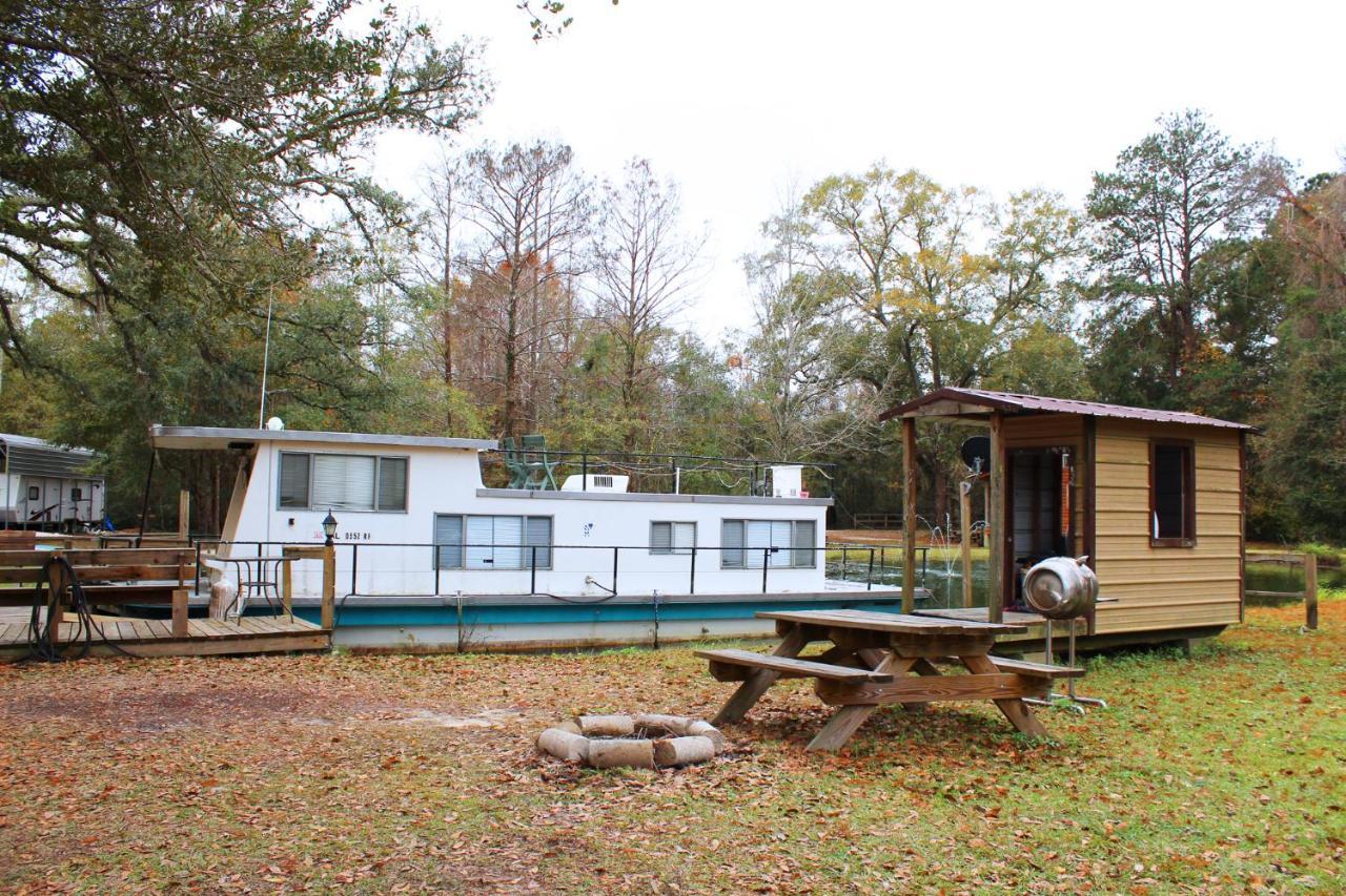 Отель Berry Creek Cabins Isabel Экстерьер фото