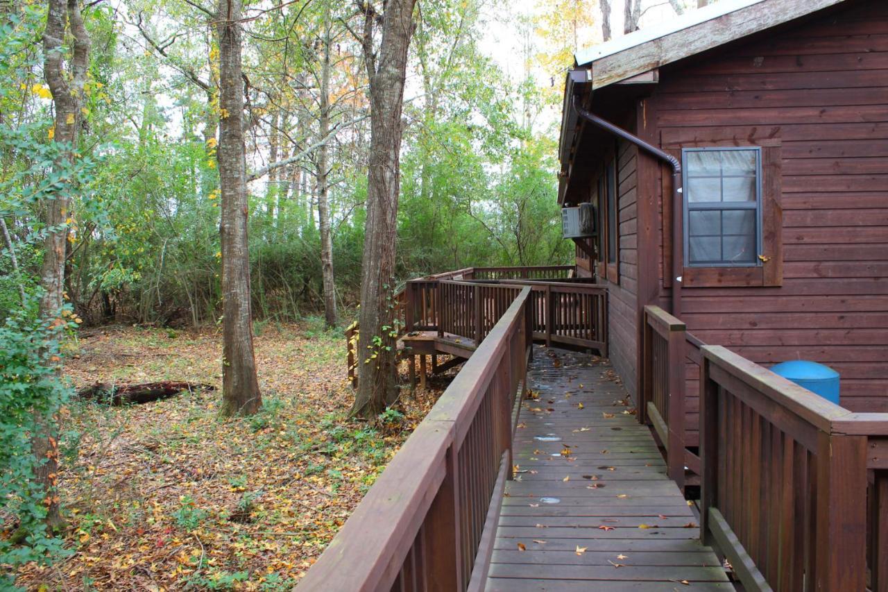 Отель Berry Creek Cabins Isabel Экстерьер фото